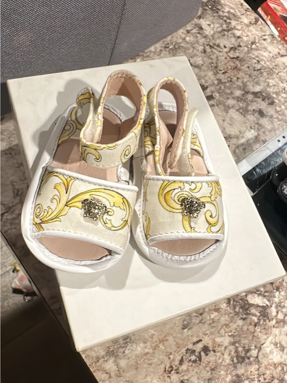 Versace Kids Cream & Yellow Baroque Baby Sandals